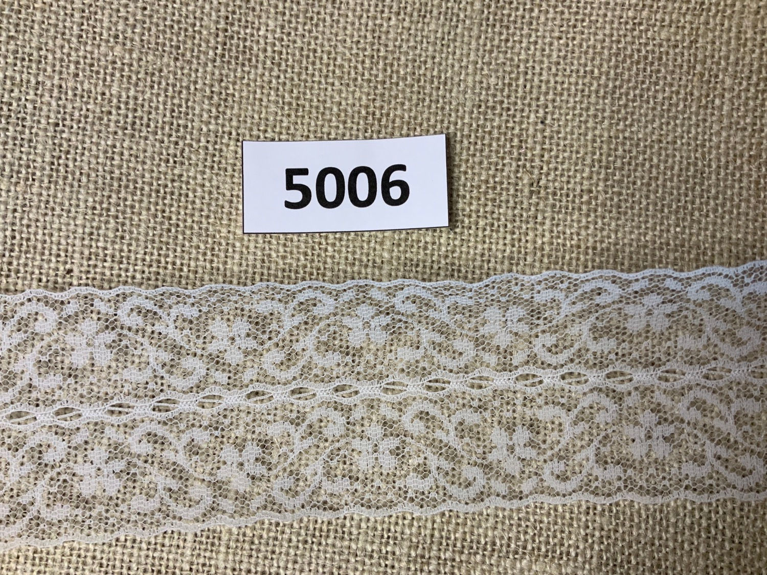 2.5 inch White Lace (BTY) #5006