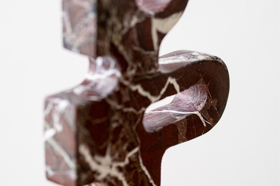 Miniatura: Escultura Abstrata