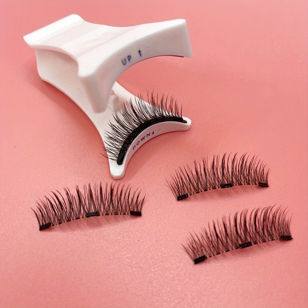 Set of 4 Magnetic False Eyelashes with Applicator - Reusable, No Adhesive Requir