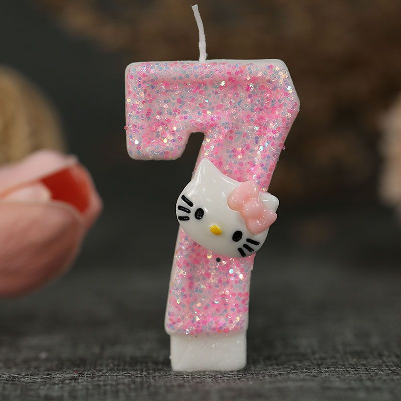 Thumbnail: Hello kitty pattern Candles