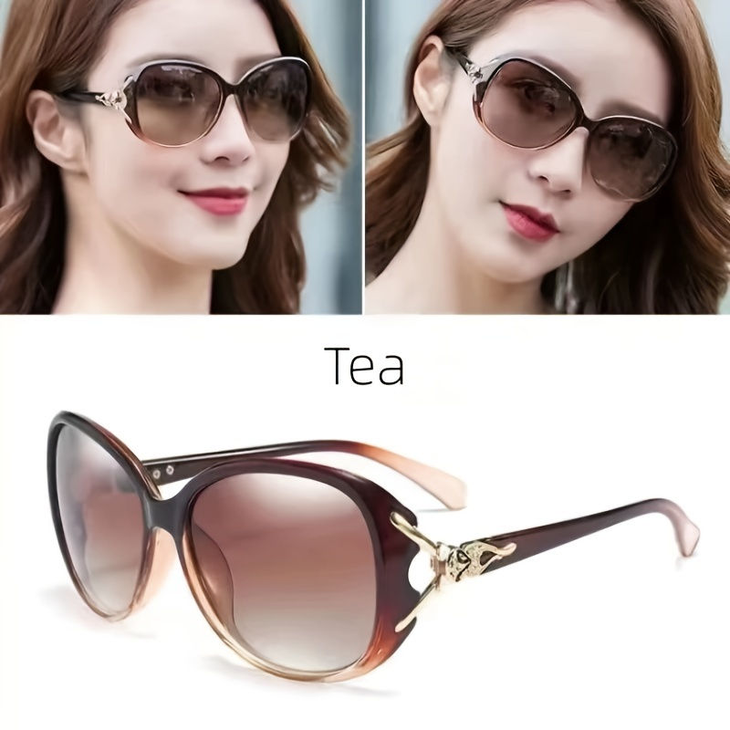 Thumbnail: Stylish Women’s Polarized Fashion Glasses with Fox Emblem – UV Protection, G