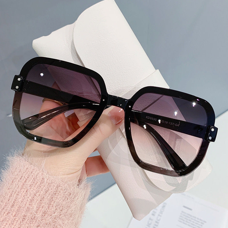 Thumbnail: Gradient Ocean Piece Sunglasses