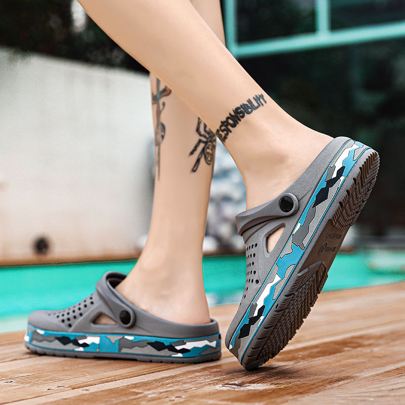 Thumbnail: Men's summer casual hole shoes non slip lightweight breathable Two wearing men's