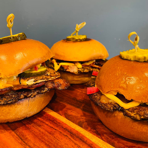 THE BBQ HUT SMASH BURGERS The Barbecue Hut