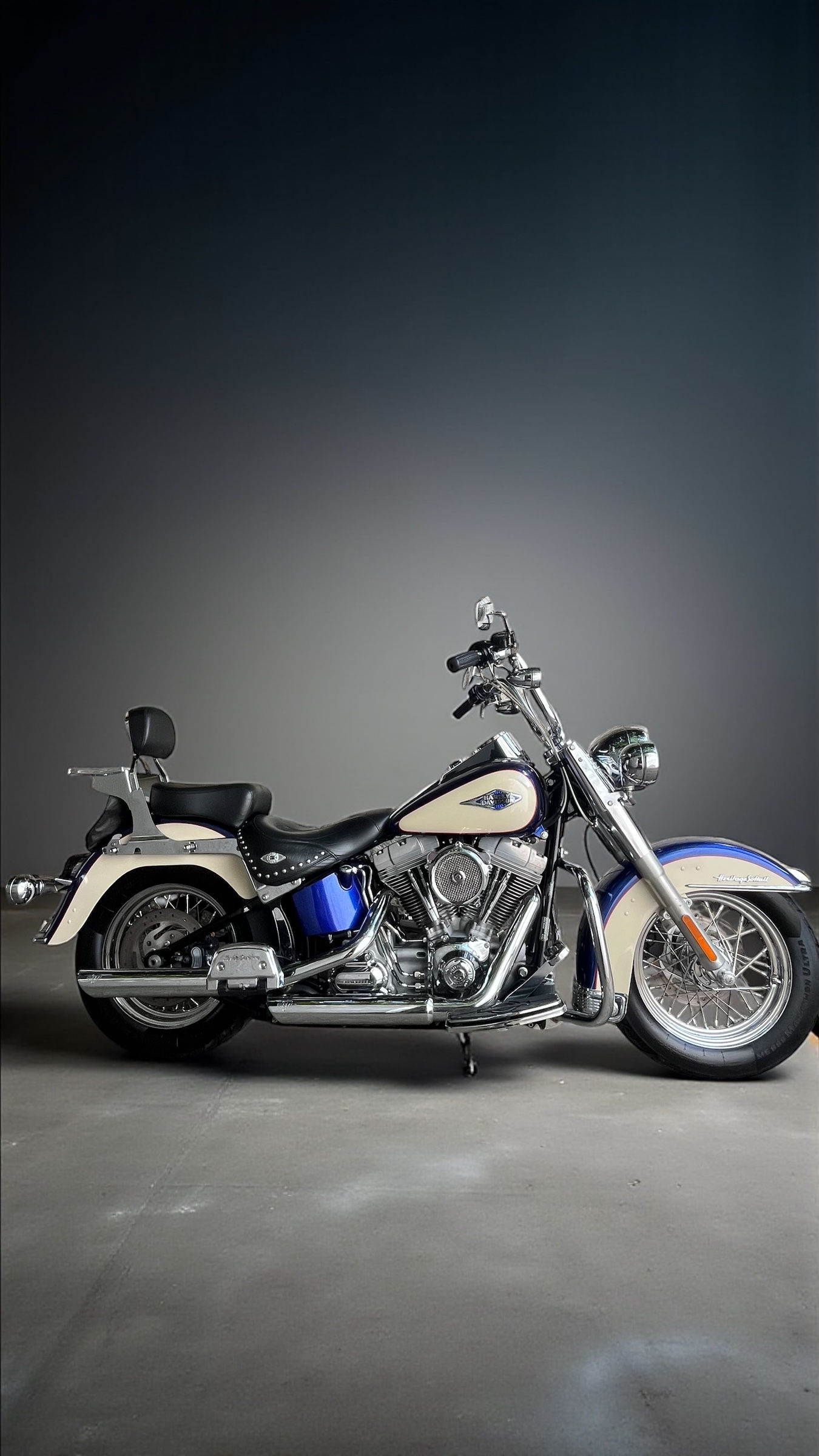HARLEY DAVIDSON SOFTAIL HERITAGE CUSTOM