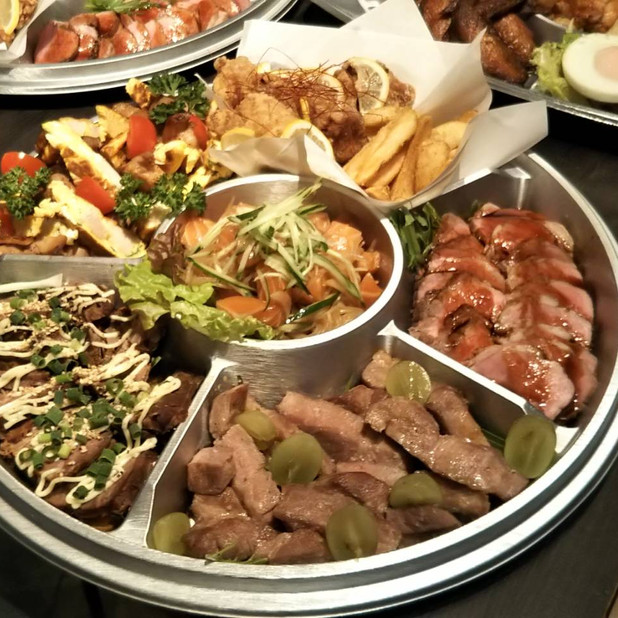スパイスカフェ エスライン(おまかせ弁当500円~1000円込おまかせオードブル3500円~5000円込)