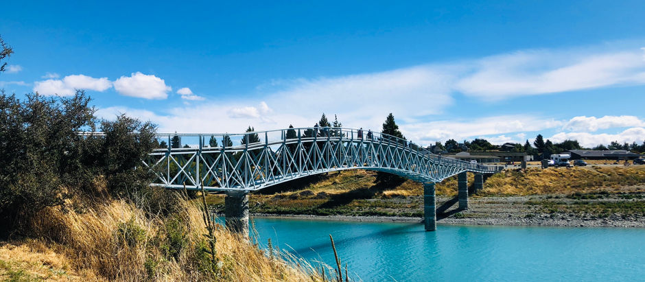 SIMPLY SURREAL! : Our First Sight of New Zealand