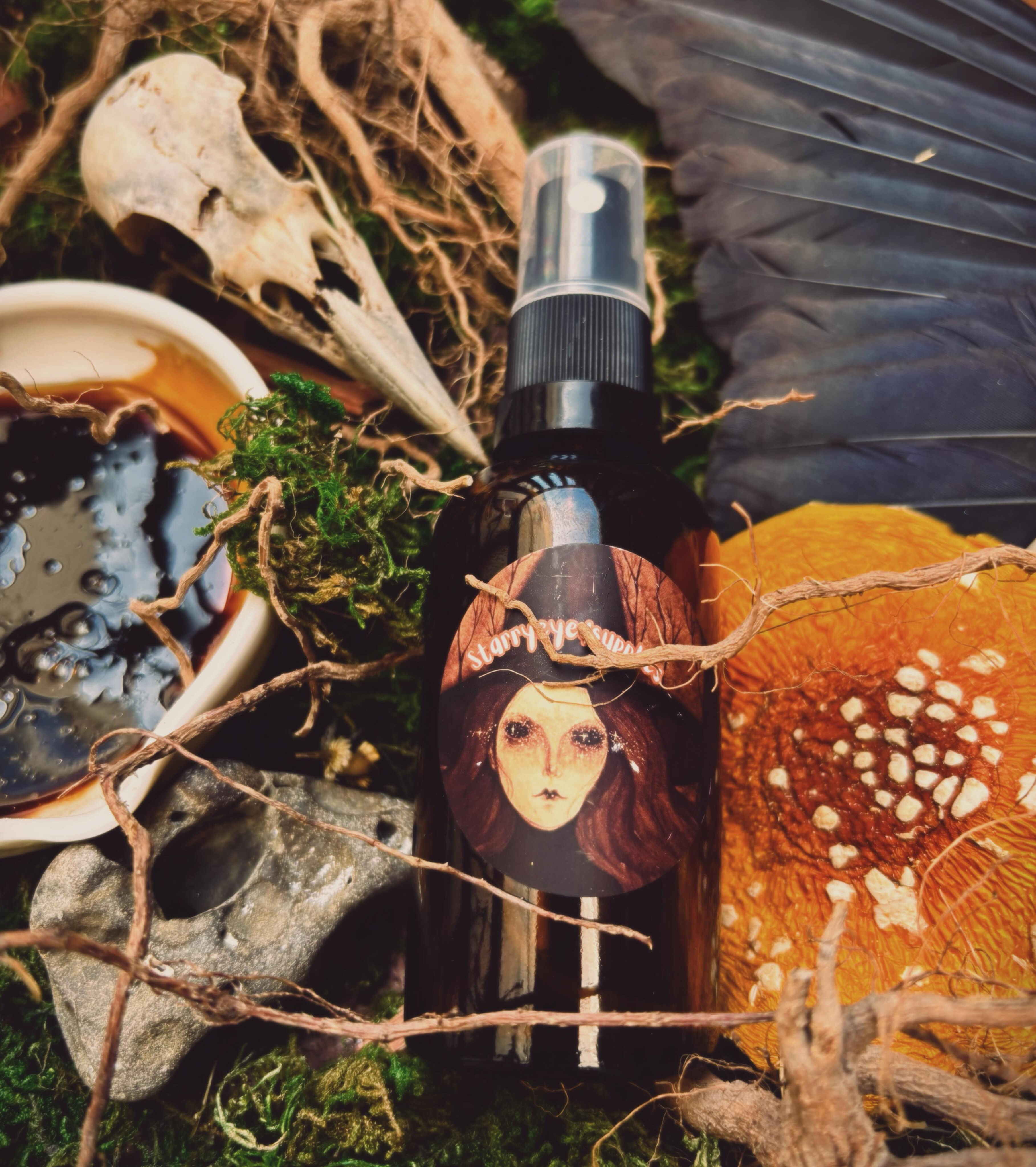 Starry Witch Spritz Spray ★ Hollow, root and bone ★ The Morrígan’s own