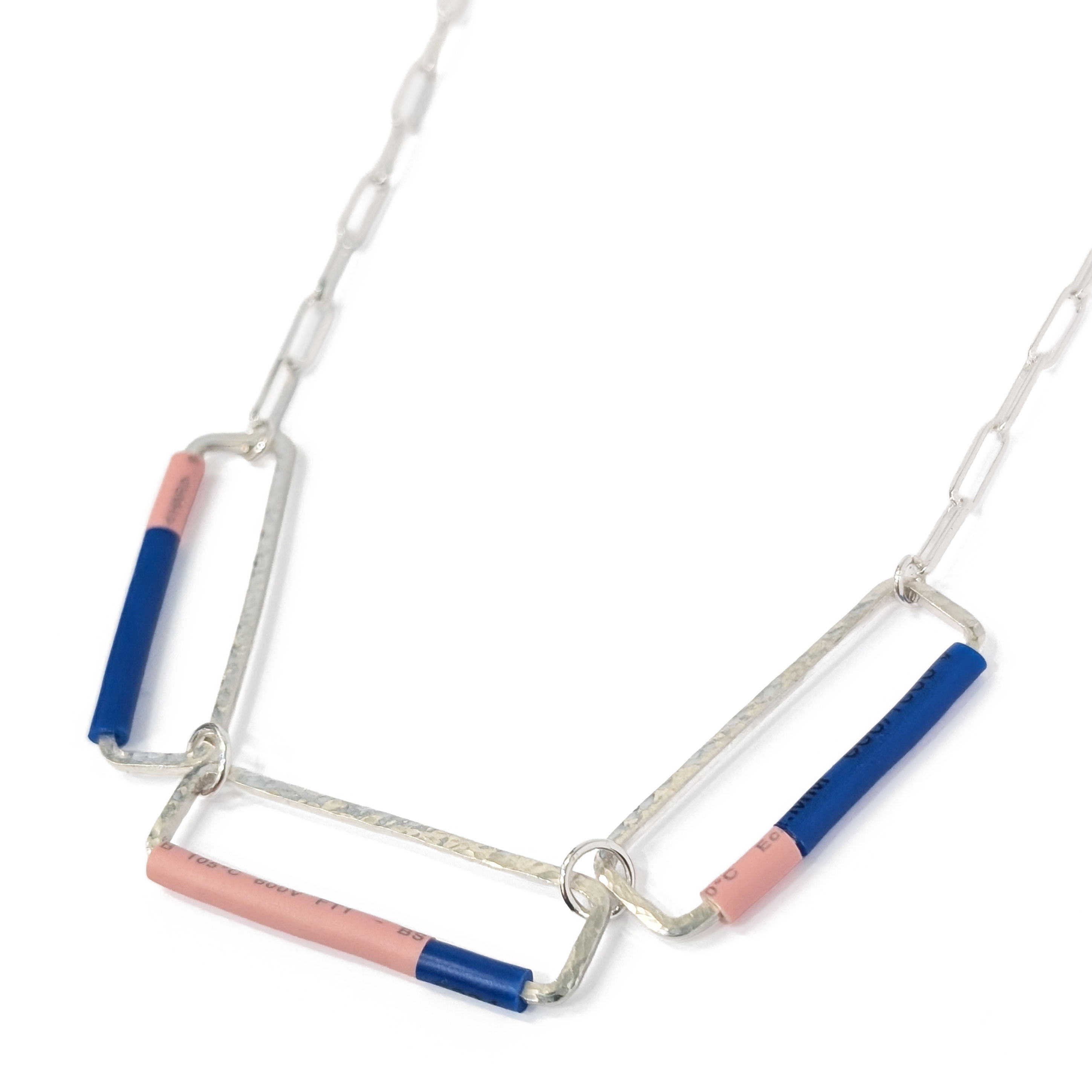 Frances Stunt - Thread necklace