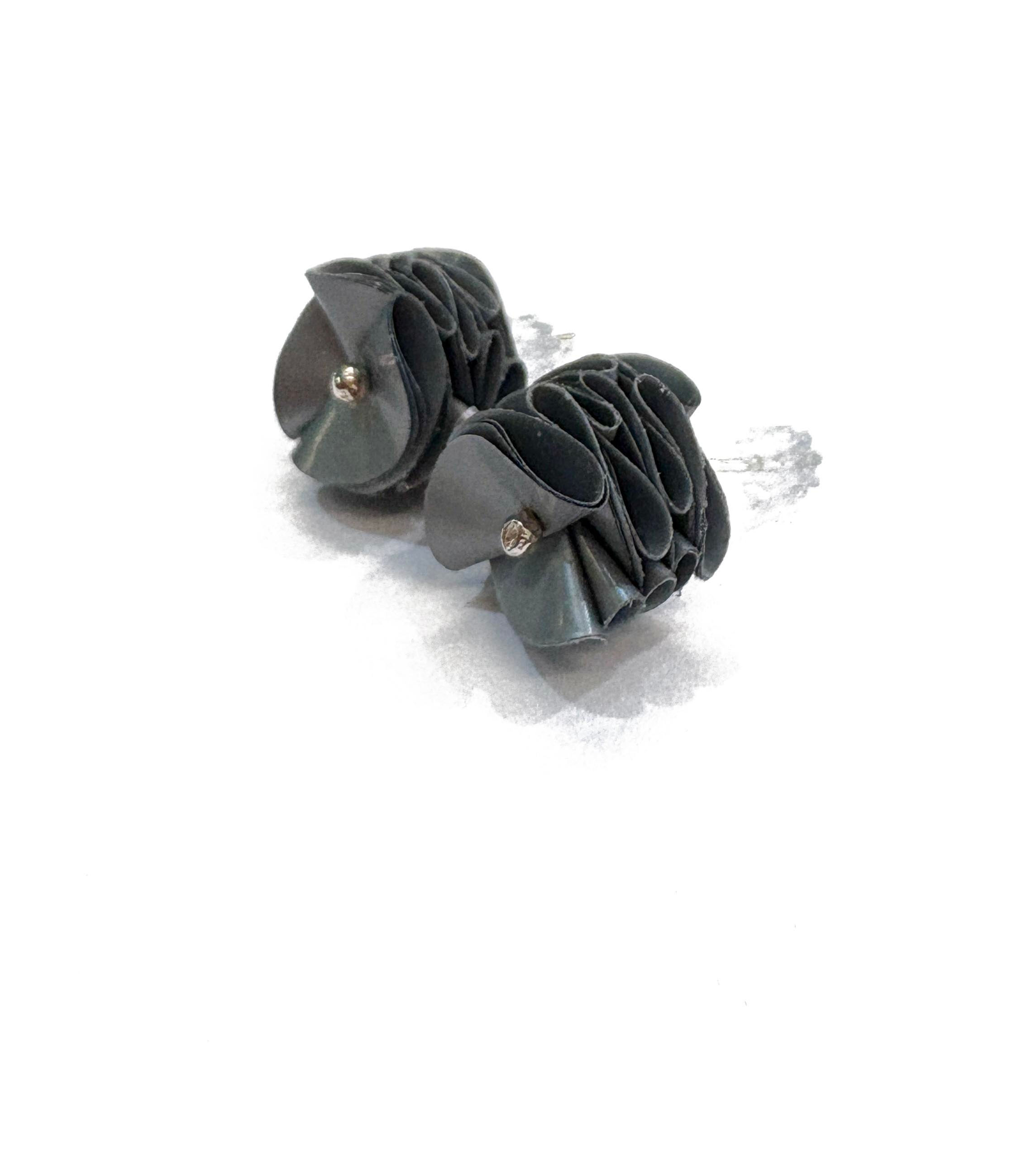 Rachel Darbourne - Silver/grey studs