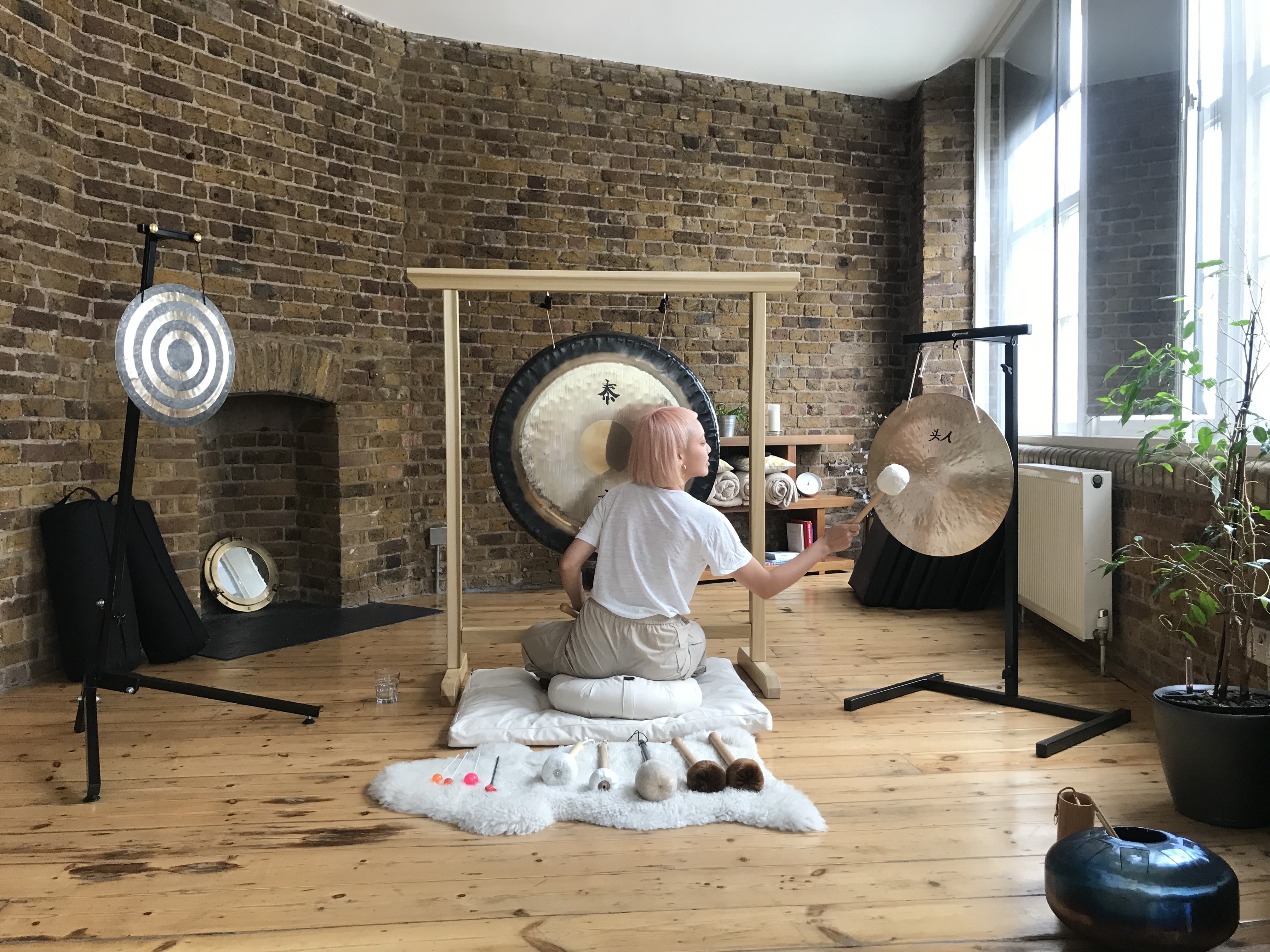 Learn to Play the Gong