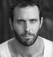 Boris Ravaine N&B HD.jpg