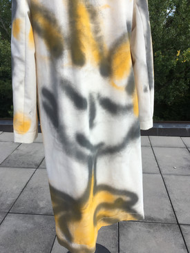"Lächeln entzündet das Licht"