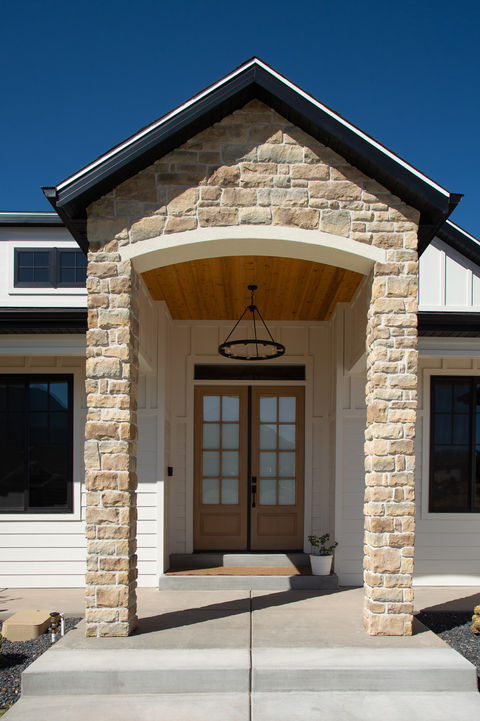 Eagle Ridge Dr Exteriors-37.jpg