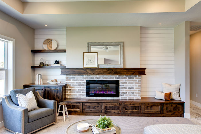 1343 E Southern Homestead-34.jpg