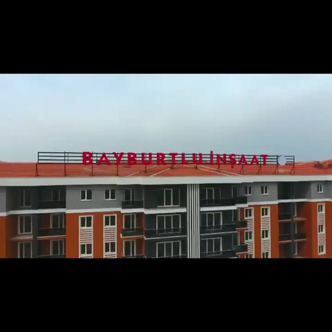 مجمع سكني مناسب الاقامة والجنسية