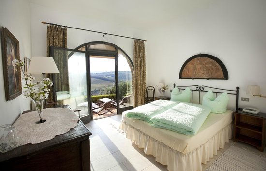 kosher tuscany holiday