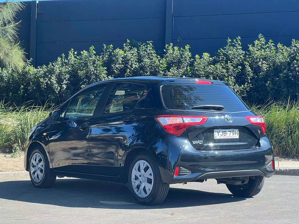 Thumbnail: 2019 Toyota Yaris Ascent