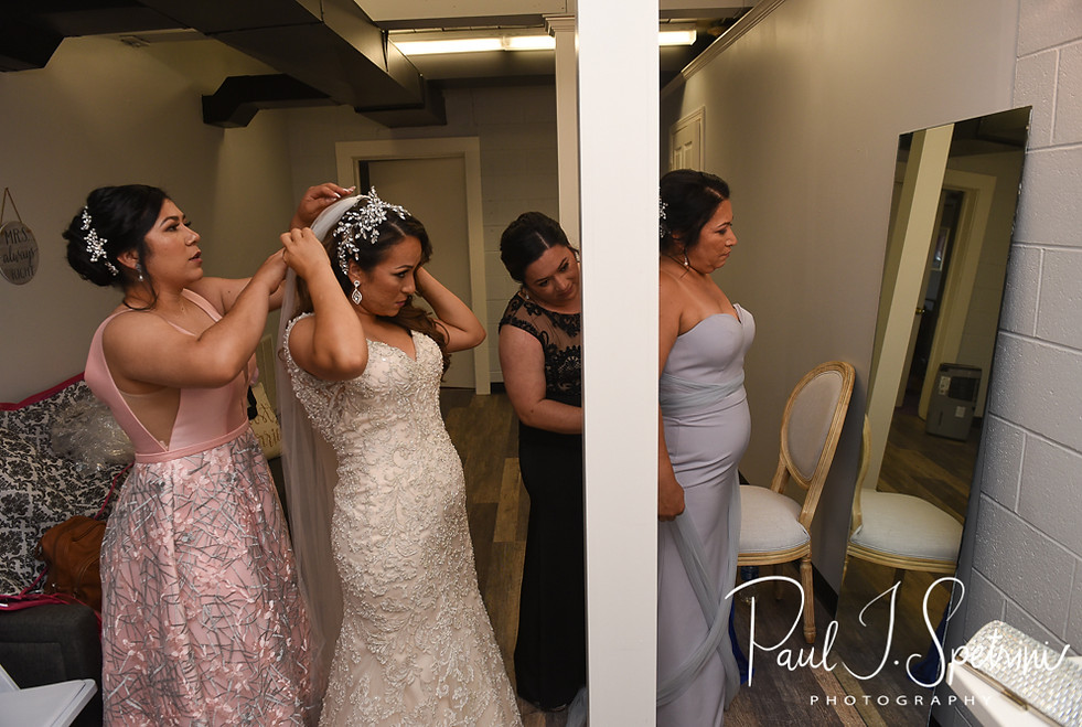 Allendale Country Club Wedding Photography, Bridal Prep Photos