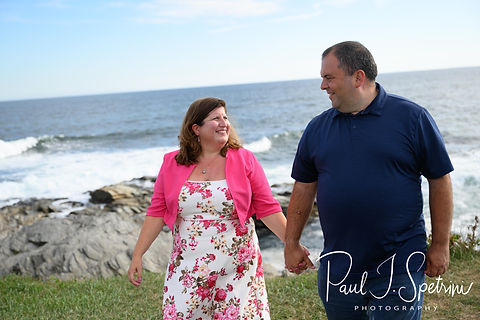 Beavertail Lighthouse Engagement Photos