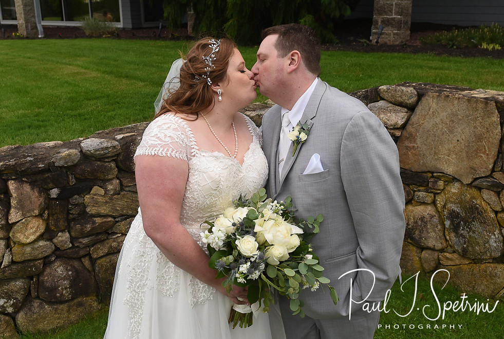 Kirkbrae Country Club Wedding Photography, Bride and Groom Formal Photos