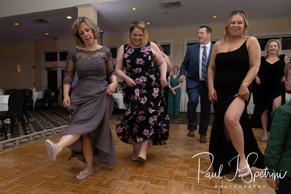 Atkinson Country Club Wedding Photos