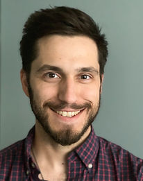 Appendix cancer survivor headshot for blog submission to share advice from their cancer experience