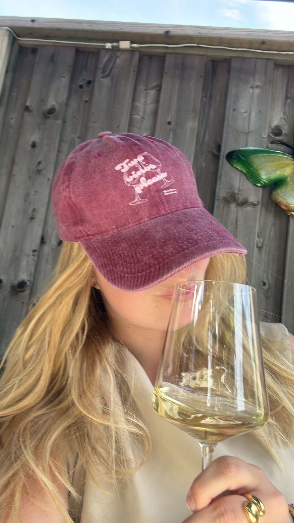 Pet Two Vinos Please