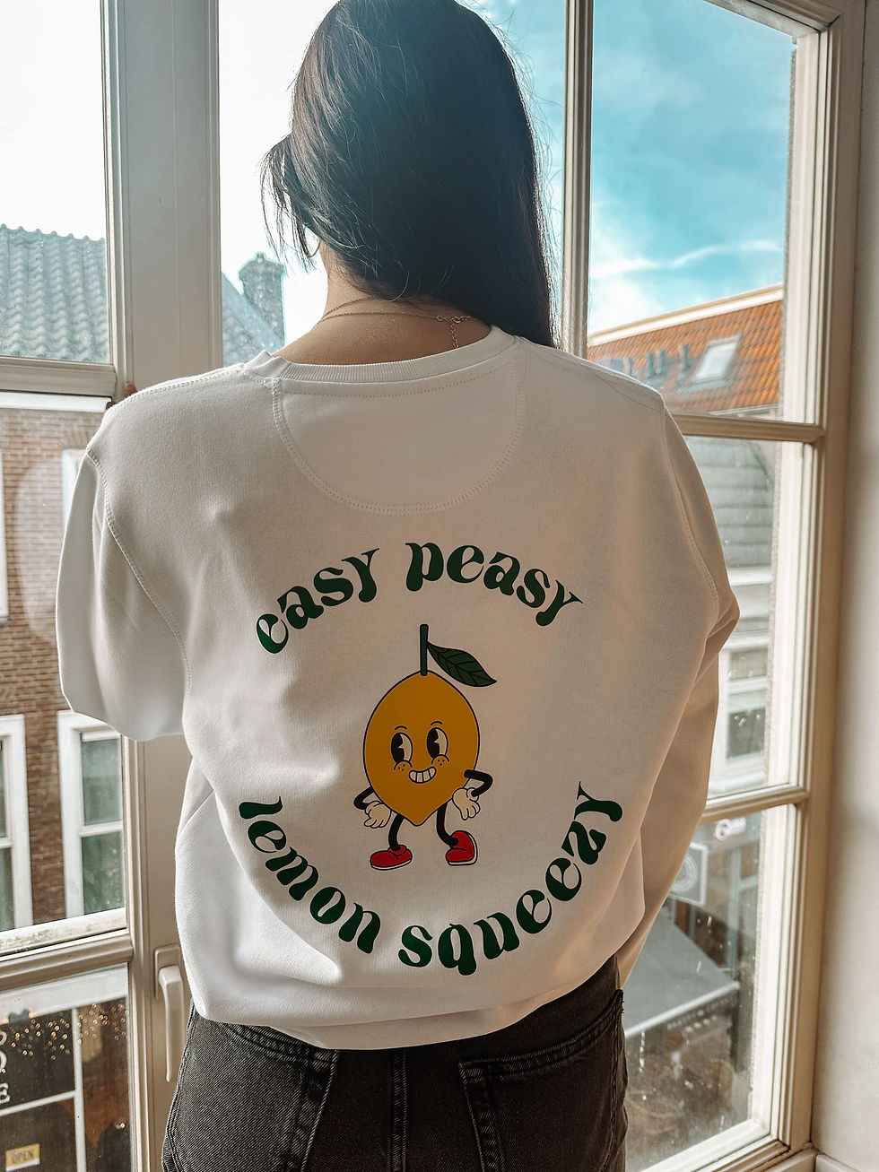 Thumbnail: Lightweight Sweater Easy Peasy