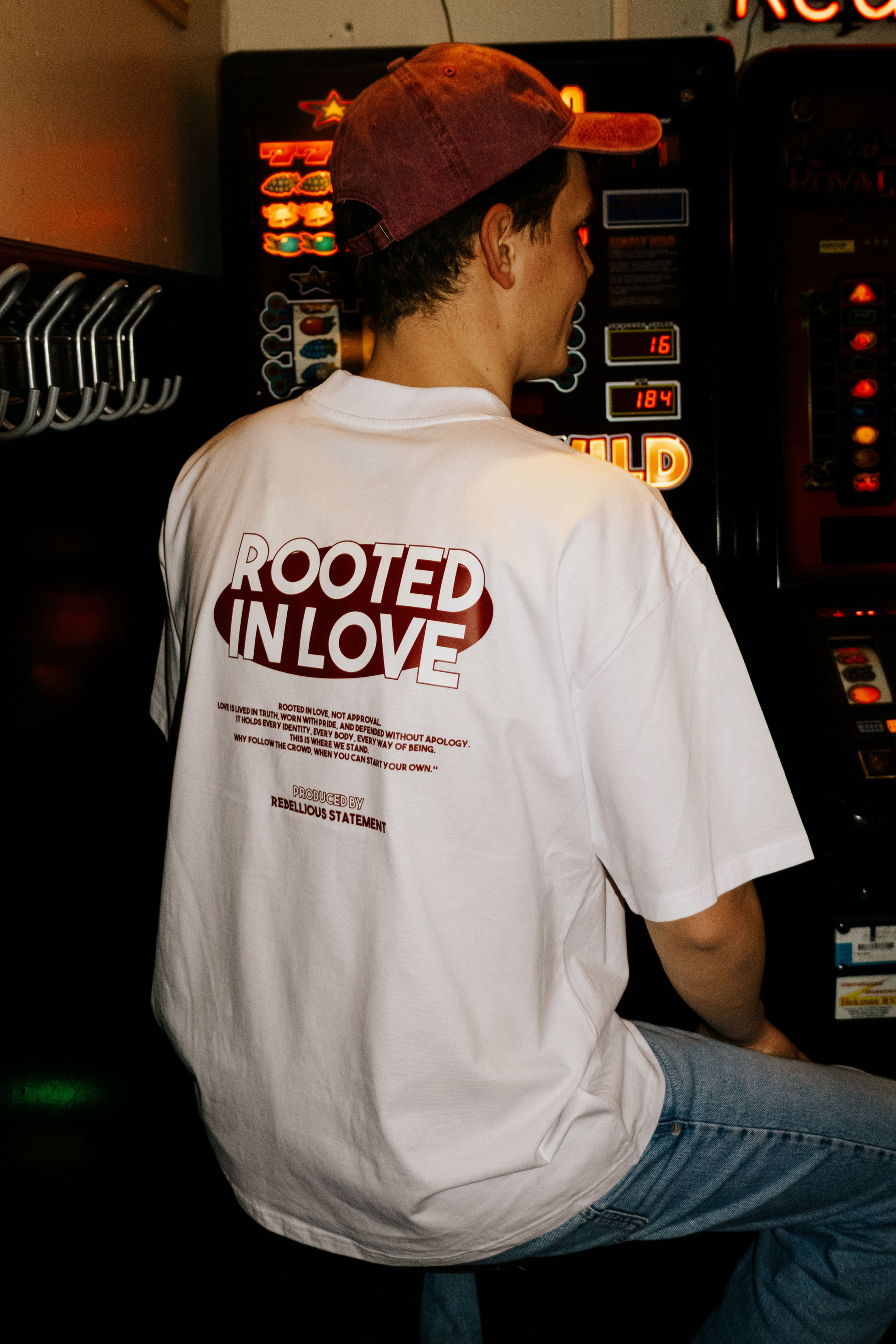 Rooted in Love Dropshoulder Shirt Wit