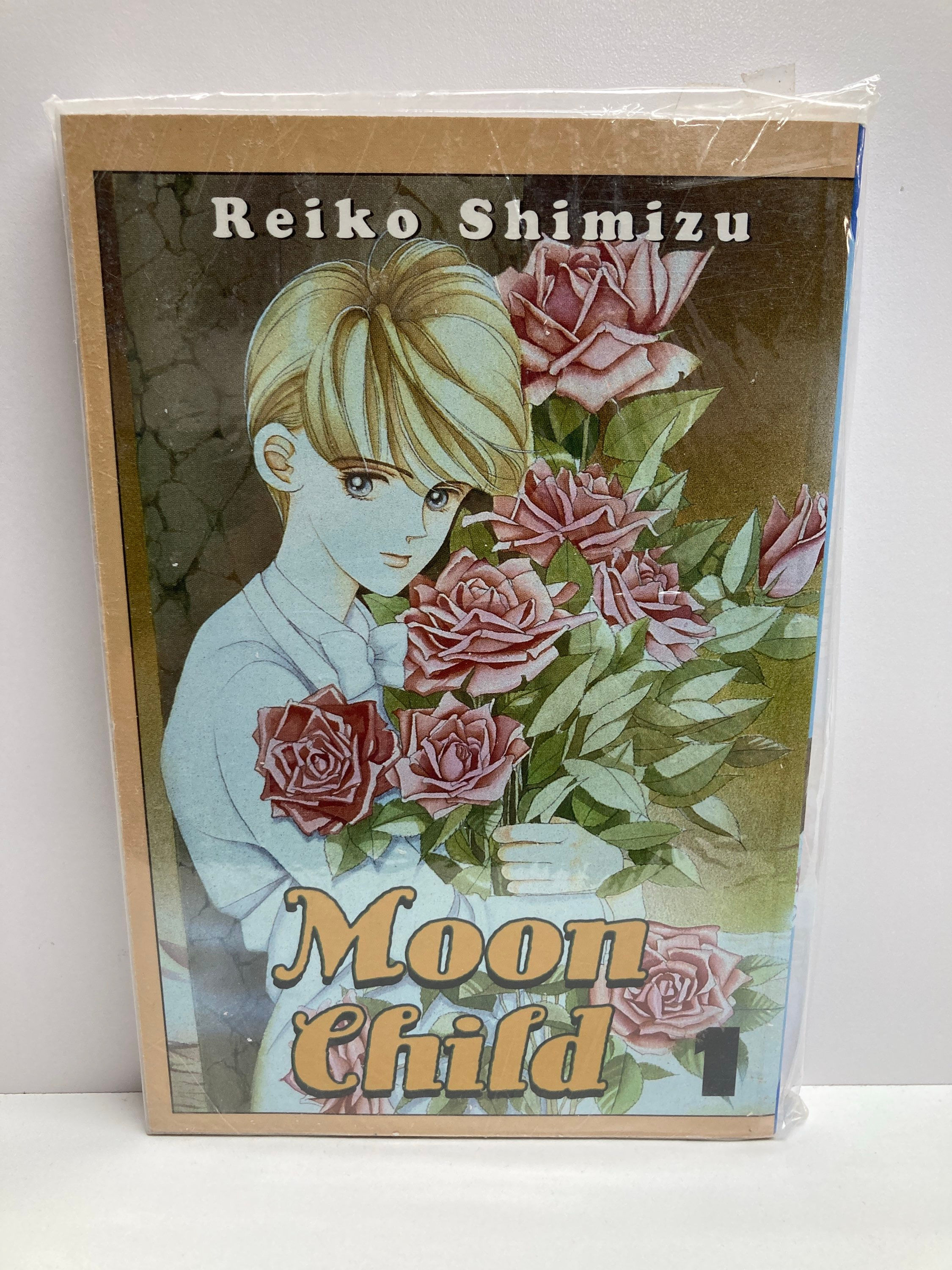 Moon Child GN Vol.1