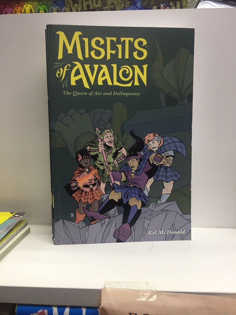 Misfits of Avalon Volume 1: The Queen of Air and Delinquency Paperback
