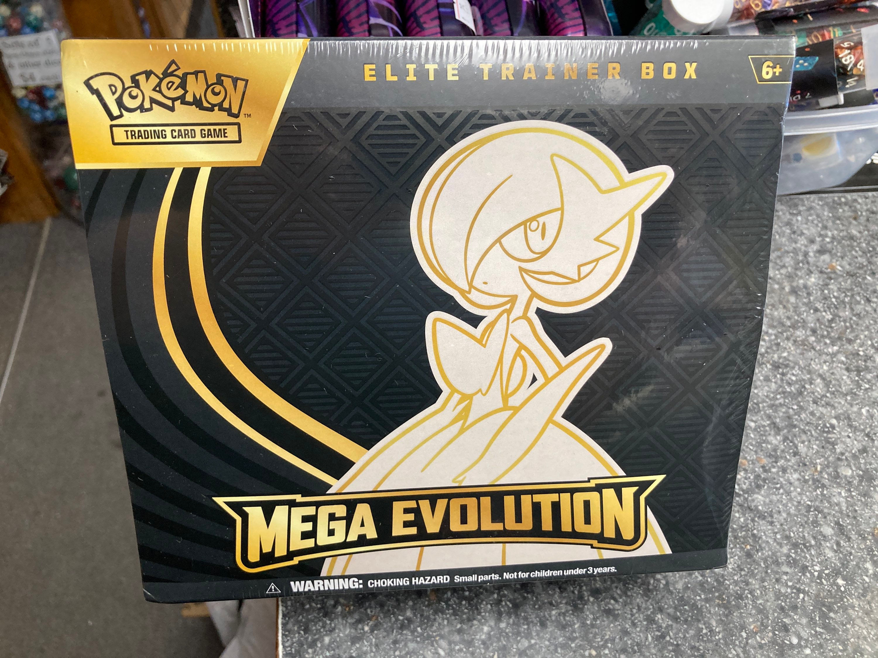 Pokémon Mega Evolution Elite Trainer Box