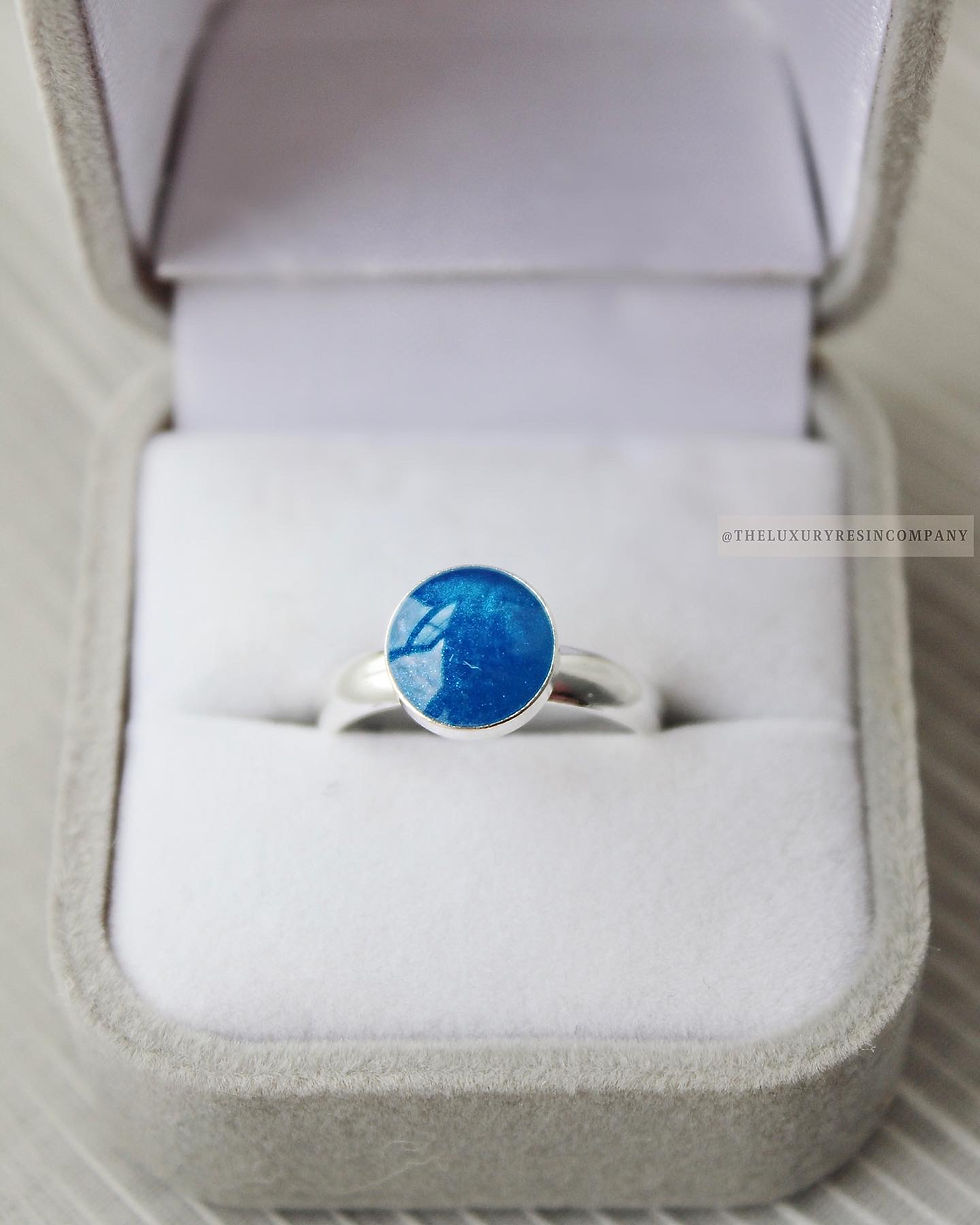 Thumbnail: Round Ring With Adjustable Band