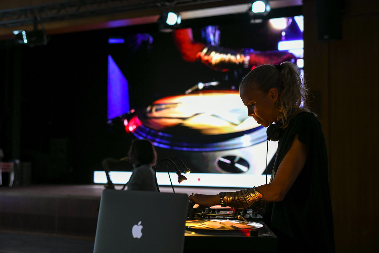3RD-SPC./RP – project no. 4, with Anna-Maria Bogner, Lars Breuer, Julia Bünnnagel, Snorre Elvin, Igor Eškinja, Lina Franko, Daniela Georgieva, Igor Grubić, Denis Krašković, David Kummer, Mak Murtić, Linda Nadji, Marie Ogoshi, Mariana Pende, Martin Pfeifle, Andi Slawinski, Christoph Speit, Mari Ángeles del Valle, Mirko Tschauner and Christoph Westermeier