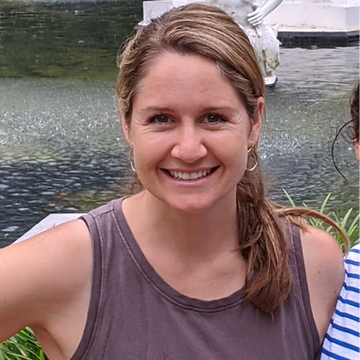 Lacey Head Shot-002_edited_edited_edited