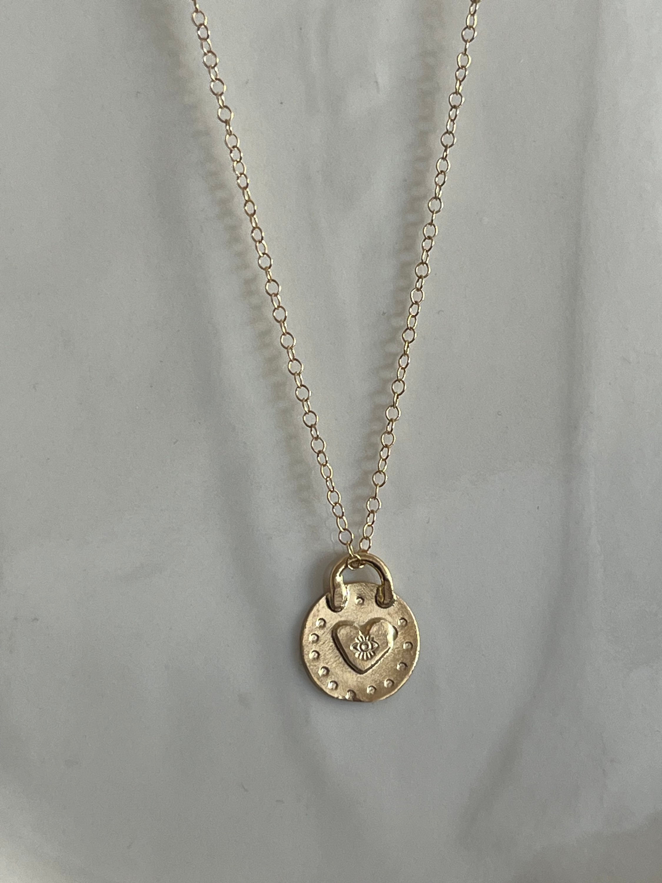 שרשרת נינה | תליון כסף מצופה זהב