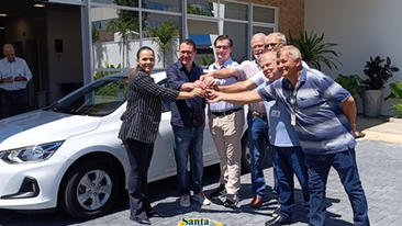 Rafa Zimbaldi na Santa Casa de Misericórdia de Tietê: Deputado Estadual visita a instituição e entrega a chave do mais novo veículo para atender a população.