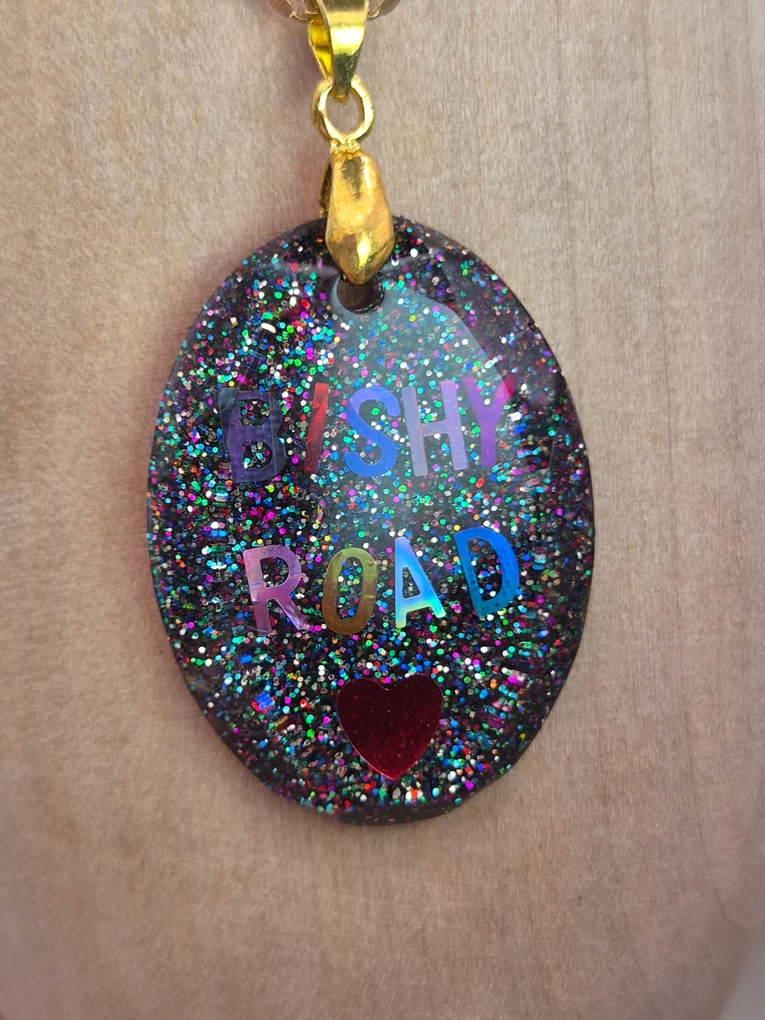 Large oval + heart – Gold fine