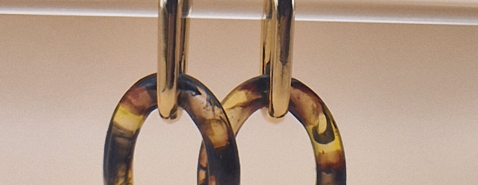 Amber tortoiseshell resin jewellery