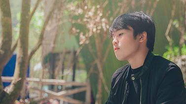asian-boy-daylight-face-facial-expressio