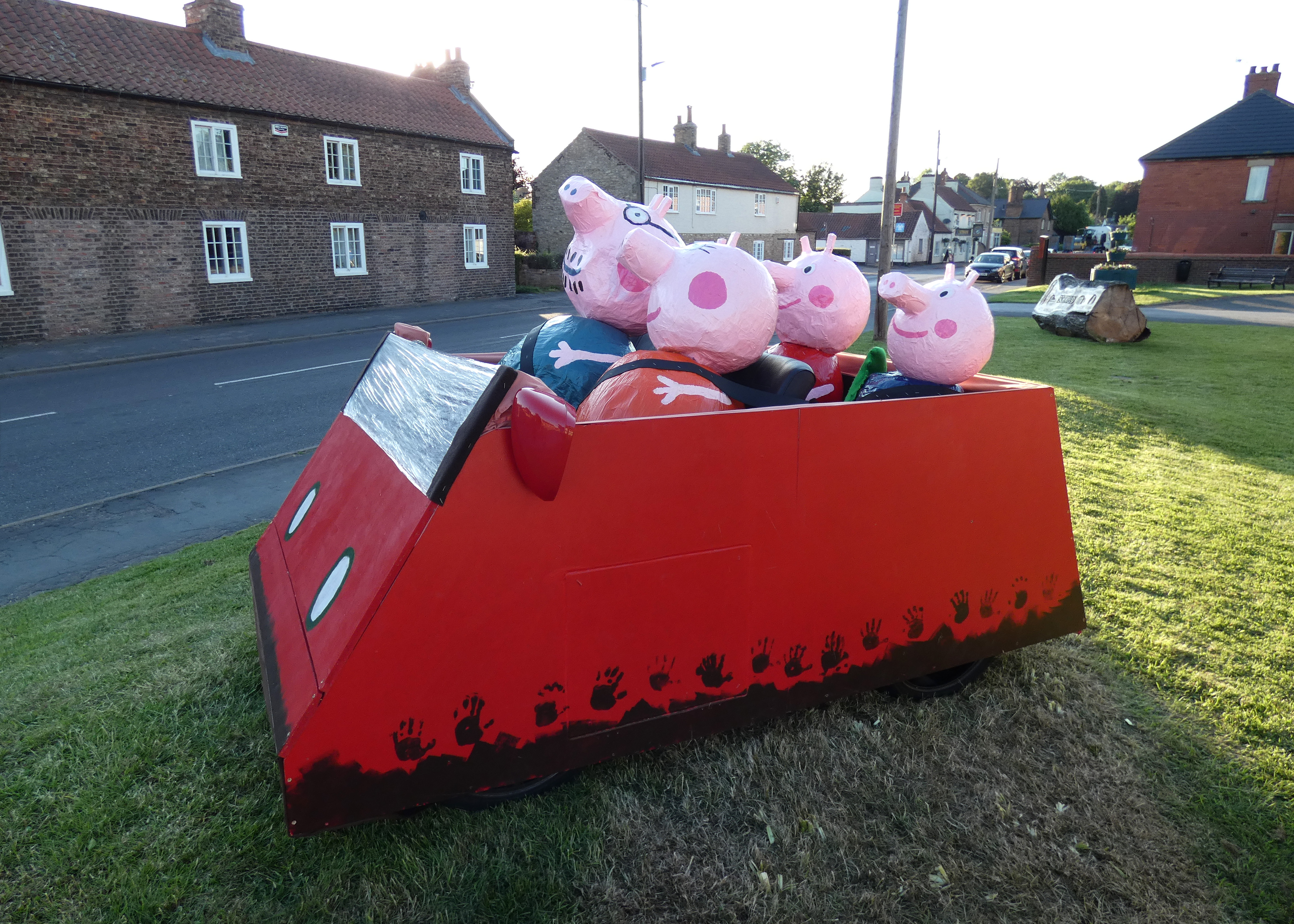 PEPPA & FAMILY