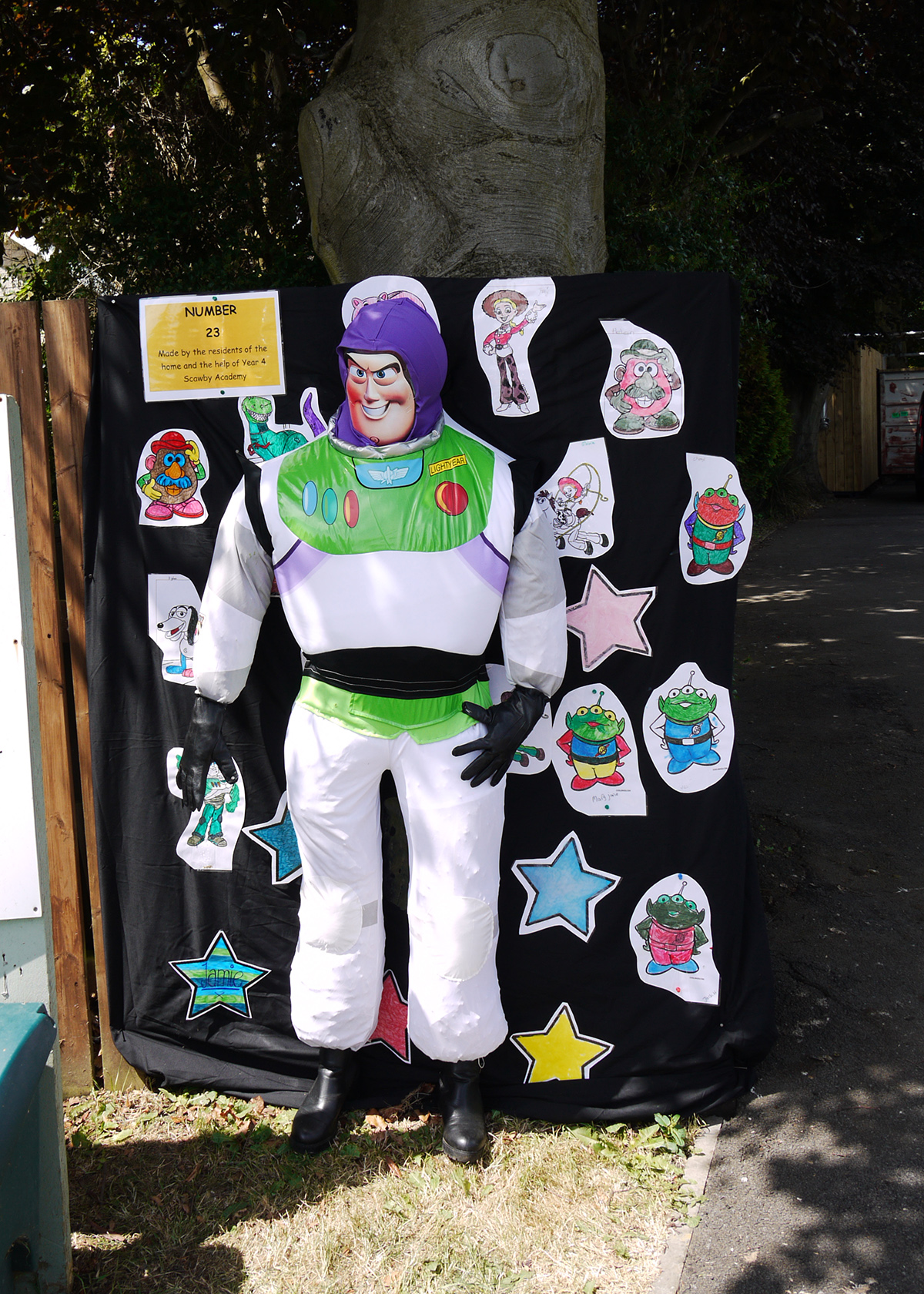 BUZZ LIGHTYEAR