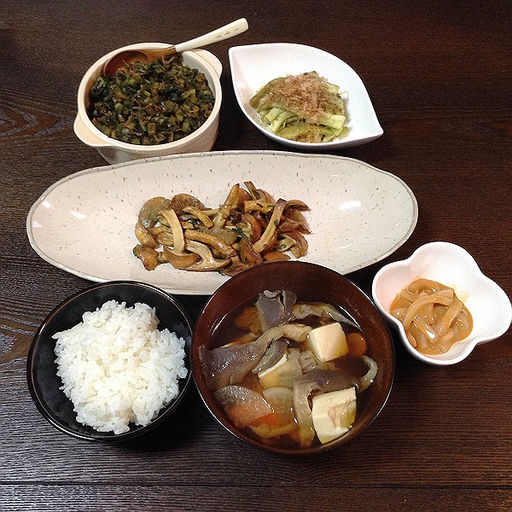 夕食