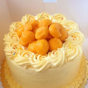 Mango Cake (1 slice)