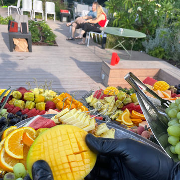 עמדת פירות לאירועים בר פירות לאירועים (2).jpg