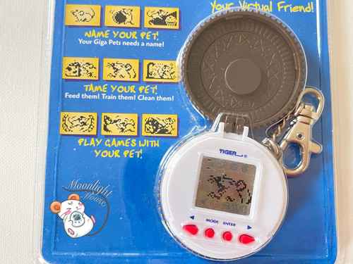 Giga Pets Oreo Rat Mouse Tiger Virtual Pet Tamagotchi 1998