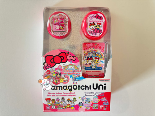 BANDAI Tamagotchi Uni ハローキティ コラボ 赤 Tamagotchi Uni ハローキティコラボ 赤 Tamagotchi Uni Sanrio