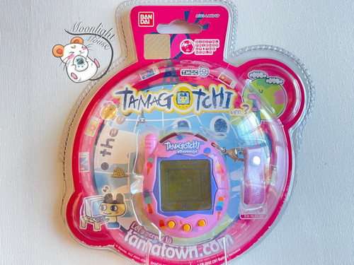 Bandai Tamagotchi Connection – Mascota Virtual Con Pantalla Grande, Infrarrojos Y 50 Personajes, Edición Helado