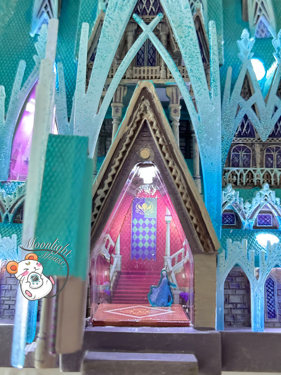 Thumbnail: Limited Edition Disney Castle Collection Frozen Arendelle Light Up Figurine 2/10